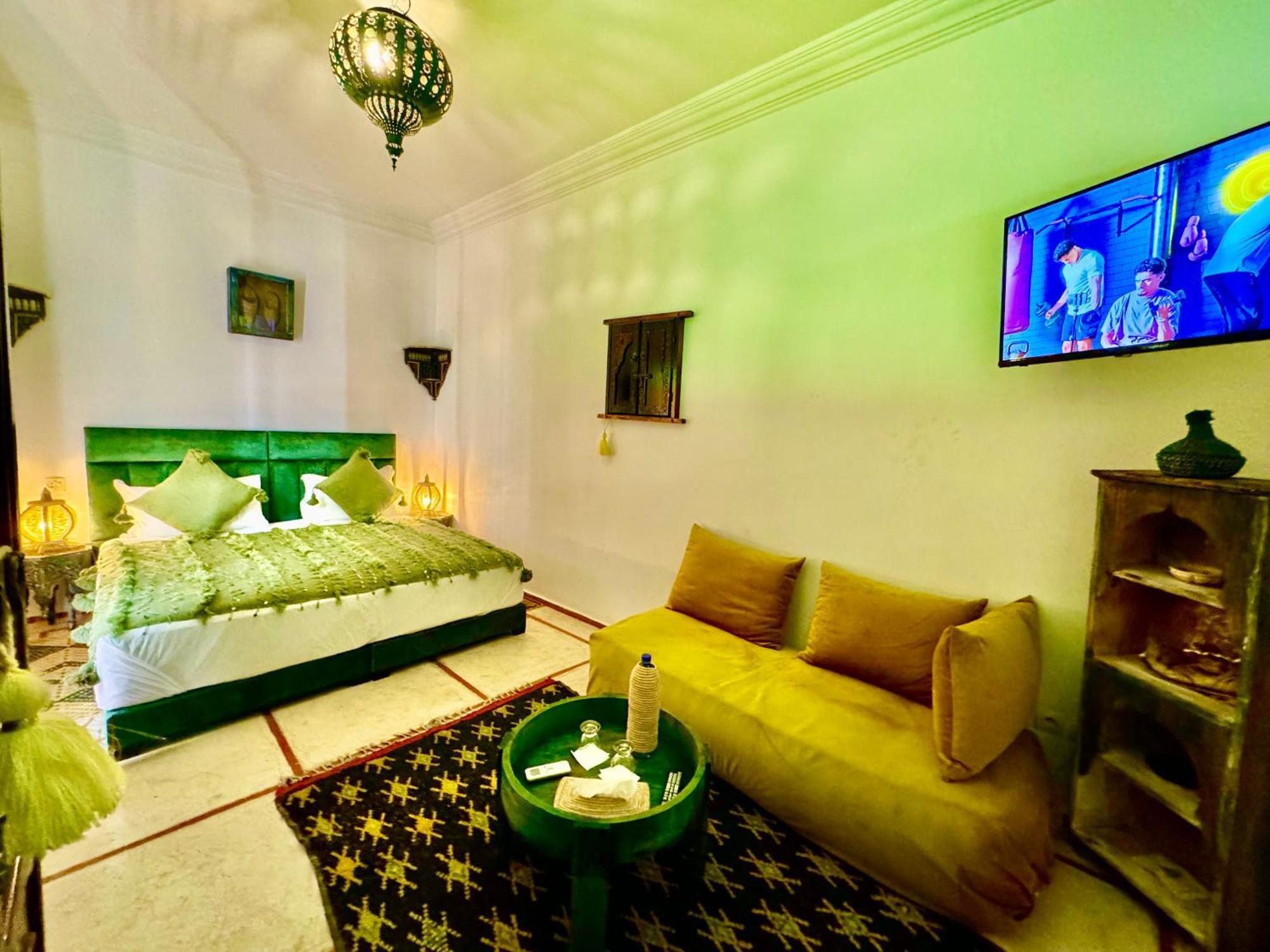 Hotel Riad Iklil à Marrakesh Extérieur photo